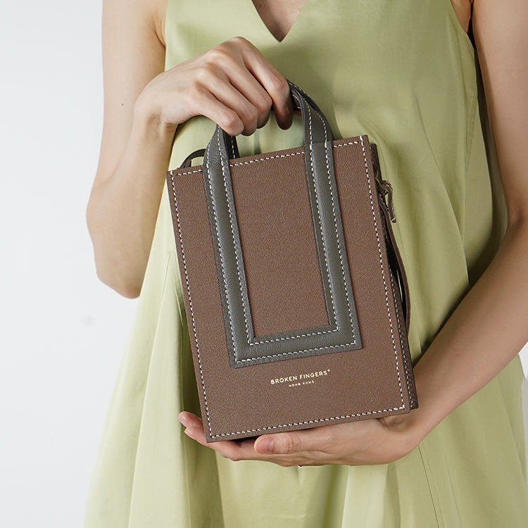 Box Tote XS 【 Earthy Taupe X Raven Charcoal 】意大利羊皮手袋