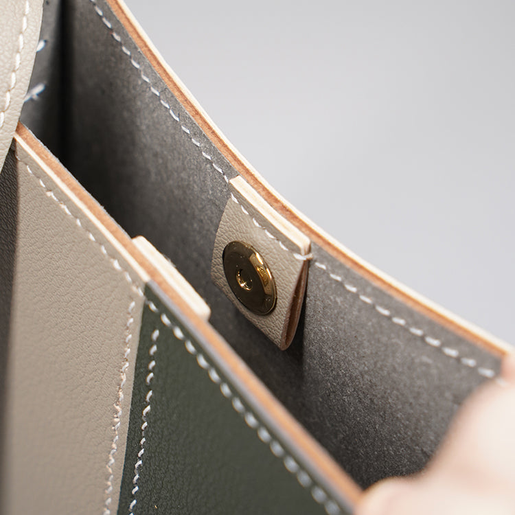 Ladder Bag 【 米白色 X 深灰色  】環保69%蘋果再造皮革手袋