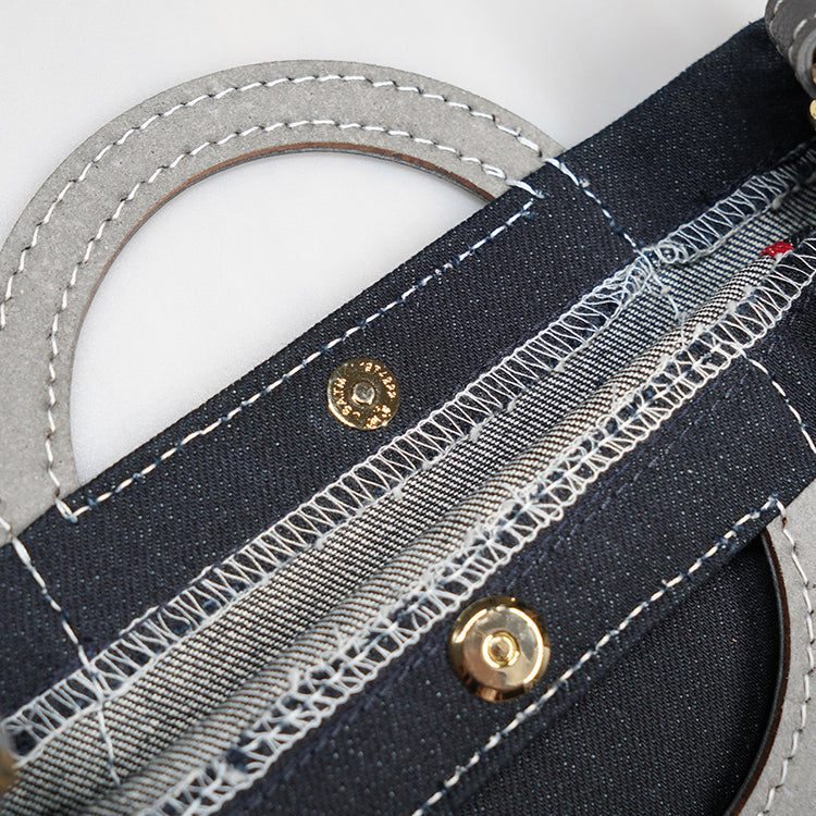 Flat Tote AP【 黑色 X 深灰】69%環保蘋果皮革牛仔布袋