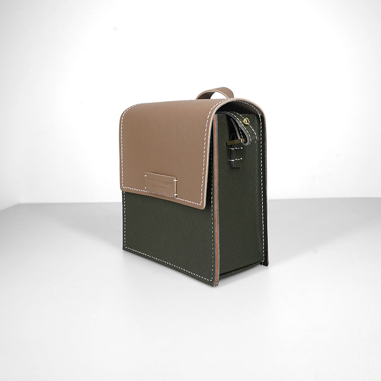 Square Bag 【 大象灰 X 綠色 】環保69%蘋果再造皮革手袋