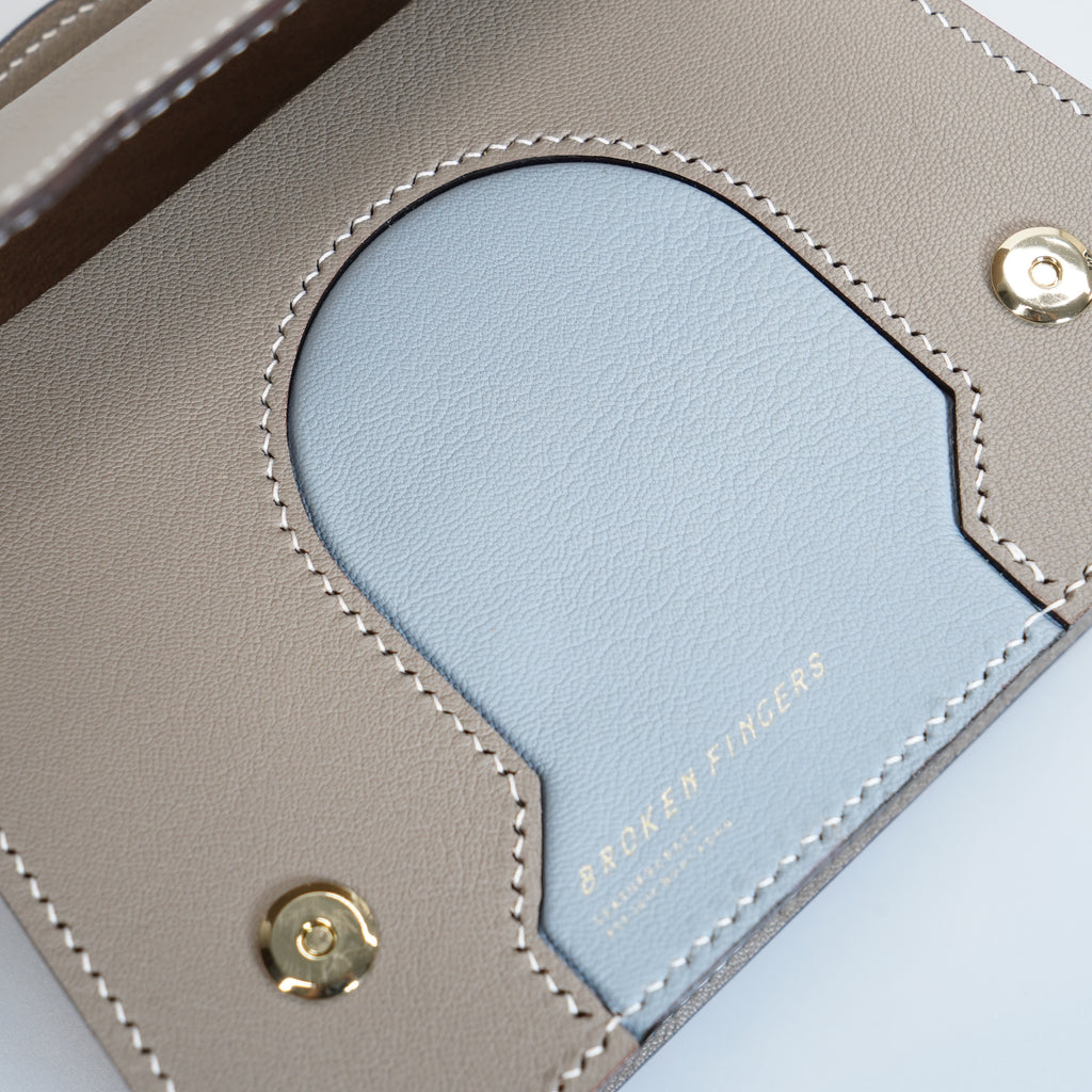 Dome Bag 【 Sandstone Beige  X Horizon Light Blue 】意大利羊皮手袋