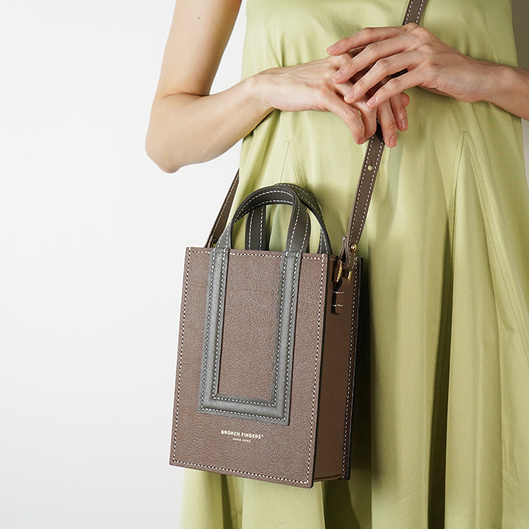 Box Tote XS 【 Earthy Taupe X Raven Charcoal 】意大利羊皮手袋