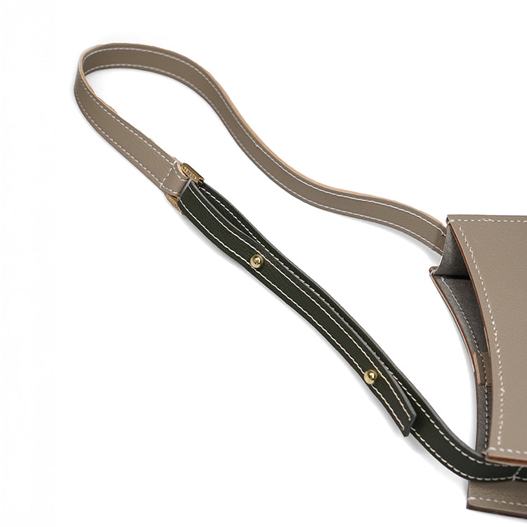 Ladder Bag 【 米白色 X 深灰色  】環保69%蘋果再造皮革手袋