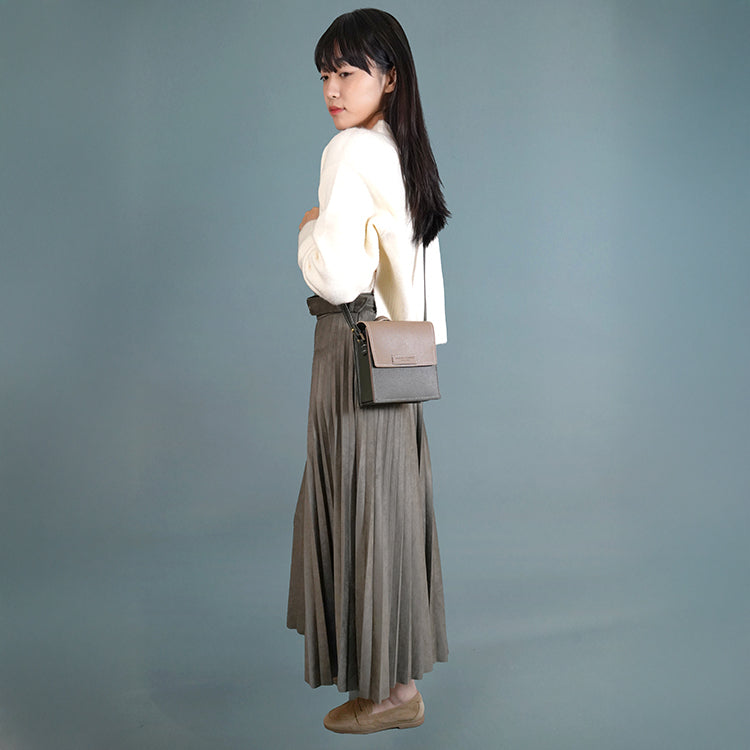 Square Bag 【 大象灰 X 綠色 】環保69%蘋果再造皮革手袋