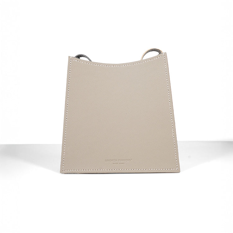 Ladder Bag 【 米白色 X 深灰色  】環保69%蘋果再造皮革手袋