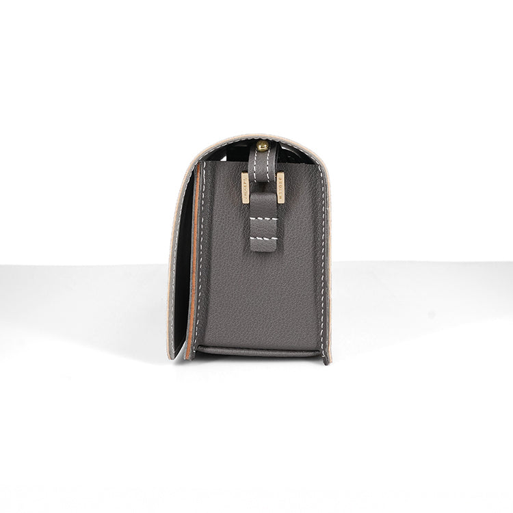 Boxy Bag 【 焦糖啡 X 深灰色 】環保69%蘋果再造皮革手袋