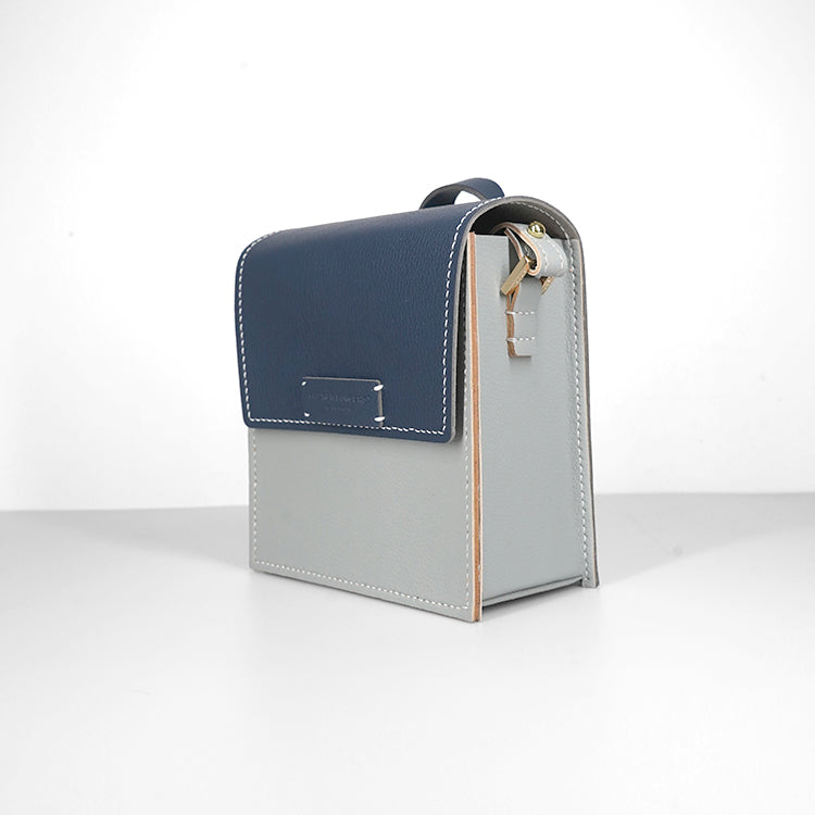 Square Bag 【 深藍色 X 淺灰色  】環保69%蘋果再造皮革手袋