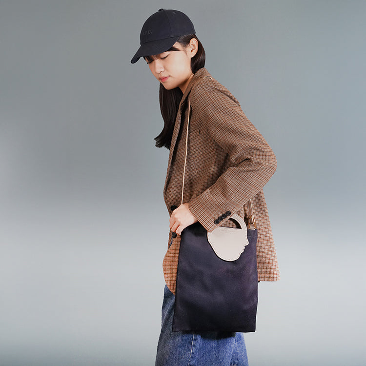 Flat Tote AP【 褐色 X 大象灰 】69%環保蘋果皮革牛仔布袋