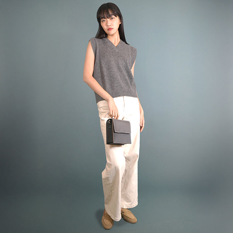 Square Bag 【 黑色 X 深灰色  】環保69%蘋果再造皮革手袋